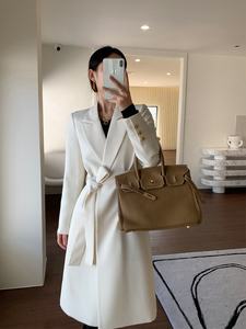 OUDINA SGS all'ingrosso giacca a vento manica lunga a manica lunga giacca Beige giacca lunga da donna - Product Image 5