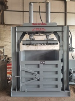 Fabricant Presse à balles hydraulique pour carton Déchets de bouteilles en plastique polystyrène Petit compacteur industriel