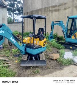 Mini-excavatrice Kubota U17 d'occasion en stock, excavatrice sur chenilles de 1,5 tonne, fabriquée au Japon, certifiée EMC CE, avec brise-roche - Product Image 6