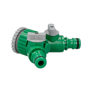 Adattatore per Tubo in Plastica 3/4" - 1" Femmina con 2 Uscite, Confezione Blister - Product Image 1