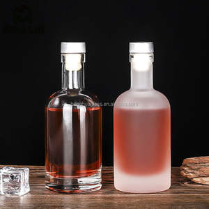 Bottiglia Vuota in Vetro Smerigliato da 10cl per Vodka, Mini Bottiglia Rotonda in Vetro Trasparente da 100ml per Liquori, <span class=keywords><strong>Gin</strong></span>, Rum, Distillati e Liquidi con Tappo in Sughero - Product Image 2