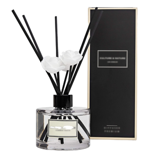 Diffusore di Fragranza Floreale Liquido Ecologico Non Tossico Senza Fiamma in Contenitore di Vetro con Bastoncini per Casa e Ufficio - Product Image 1