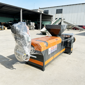 Horizontal Plastic Pallet Scrap Waste Shredder Granulator Regranulation Matching Unit Reprocess Pre-Processing Machine Color - Product Image 3