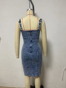 Vestito Estivo da Donna in Denim Elasticizzato, Sexy, con Scollo Quadrato <span class=keywords><strong>a</strong></span> <span class=keywords><strong>U</strong></span>, Senza Maniche, Aderente, con Spacco e Schiena Scoperta - Pronta Consegna All'ingrosso - Product Image 4