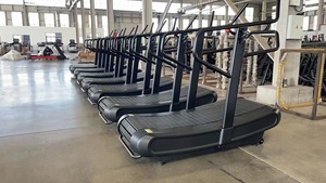 Caminadora Curva Comercial MB-830 con Pantalla LED, Accionamiento Mecánico Manual, Diseño Ecológico, Marco Portátil, Rango de Velocidad de 20-25 km/h - Product Image 2