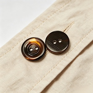 Botones Redondos de Concha Trocas con 2 Agujeros para Camisas, Botones Grandes con Borde Redondo para Camisas de Mujer, Suministro de Fábrica de Accesorios de Ropa al por Mayor - Product Image 6