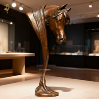 Décoration de table Petite statue de cheval arabe en bronze Trophée Statue en métal Figurines