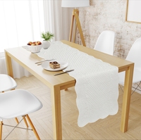 Napperons matelassés en gros, bannière de table réutilisable, lavable, séchage rapide, écologique, résistant à la chaleur pour la maison, la salle à manger et l'hôtellerie