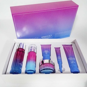 Private Label Crystal Clear Green Gift Set Cosmetic Packaging Face Lotion Cream Empty Glass Cosmetic <b>Container</b> Set Skincare - Product Image 3