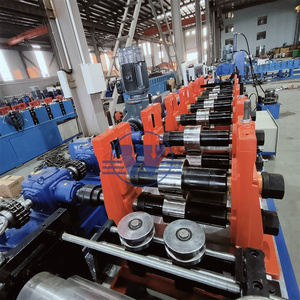 Fabriqué en Chine Cadre en acier à haute résistance CZ Purlin goujon en métal émaillé formant la machine - Product Image 3