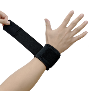 Neoprene Thumb Hand Wrist Guard <b>Band</b> Brace Carpal Tunnel Sprains Support Straps Breathable Gym Musculation Sports <b>Relief</b> Power - Product Image 1