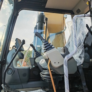 Japon d'origine utilisé pour la pelle sur chenilles 320GX 95% NOUVEAU 2019 20TON avec moteur et pompe d'origine - Product Image 6