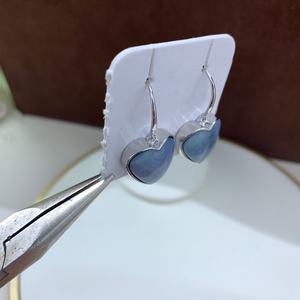 Mabei World – boucles d'oreilles en forme de cœur avec perles bleues, plaqué argent S925, crochets d'oreille en or véritable pour femmes, bijoux - Product Image 2