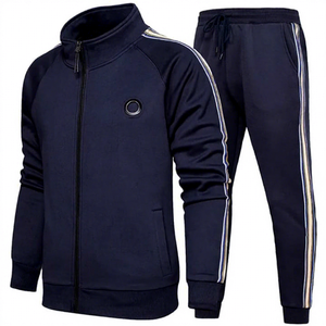 ชุดวอร์มฤดูหนาว Winter Solid 2 1 เสื้อสเวตเชิ้ตผู้ชาย กางเกงจ็อกเกอร์ ระบายอากาศได้ดี เหมาะสำหรับออกกำลังกาย ฟิตเนส วิ่ง กางเกงวอร์มสีดำ ชุดลำลอง กันลมสำหรับกิจกรรมกลางแจ้ง - Product Image 4