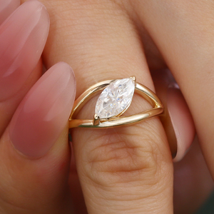 แหวนเพชรทรงมาร์คีส์แบบสั่งทำพิเศษจาก PROVENCE แหวนทองคำแท้ 14k สีเหลือง ดีไซน์ทันสมัย เหมาะสำหรับงานปาร์ตี้ งานหมั้น งานแต่งงาน หรือเป็นของขวัญ - Product Image 3