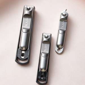 Ensemble complet d'outils de manucure à domicile : Grand coupe-ongles anti-éclaboussures en acier inoxydable, coupe-ongles angulaire pour adulte. - Product Image 2