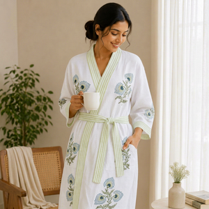 Albornoz 100% Algodón Hecho a Mano con Estampado Floral Azul de Jaipur, Estilo Kimono para Spa, Hotel y Resort, Tipo Waffle, Venta al por Mayor, OEM, Ecológico, Hecho en Jaipur - Product Image 1