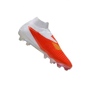 Botas de fútbol FG/TF al por mayor OEM/ODM para adultos y jóvenes, con opciones antideslizantes, ligeras y transpirables de tejido. - Product Image 5