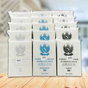 <span class=keywords><strong>2022</strong></span> à la mode clair Tpu Film Transparent téléphone portable TPU Hydrogel protecteur d'écran Film pour animaux de compagnie - Product Image 2