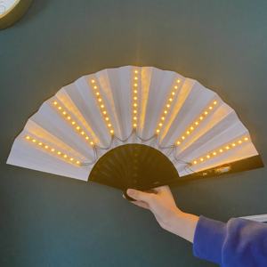 Ventilador de mano con luz Led, espectáculo de actuación en escenario, luz brillante, regalo de fiesta de cumpleaños, boda, decoración del hogar, Club nocturno, ventilador fluorescente - Product Image 3