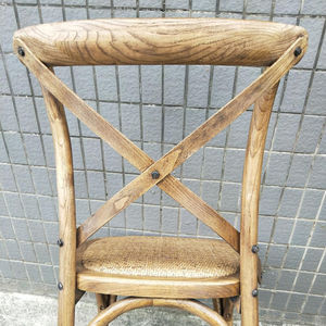 Chaise de salle à manger commerciale extérieure en bois massif avec dossier croisé pour hôtel - Product Image 6