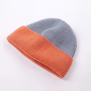 หมวกบีนนี่อะคริลิคสองสีแบบขายส่ง ออกแบบโลโก้ได้ตามต้องการ ขอบหมวกถักแบบเรียบ สำหรับฤดูหนาว อุ่นสบาย ลายพราง โบว์  ใส่ได้ทุกวัน ชายหาด - Product Image 5