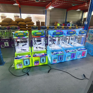 Máquina de garras LED mini operada con monedas, atrapa muñecos, juego de arcade para centros comerciales, salas de juegos y uso doméstico, México, Perú, Ecuador, Chile - Product Image 2