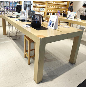 طاولة عرض مركزية رخامية لمتجر الهواتف المحمولة مع خزانة عرض خشبية وطاولة الكاشير - Product Image 5