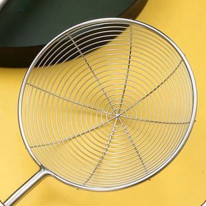Grande passoire écumoire de cuisine robuste en acier inoxydable 304, écologique et compatible lave-vaisselle - Product Image 3