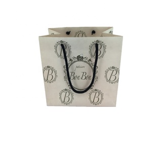 Sacs de shopping pliables pour hommes, sacs personnalisés pour les courses de vêtements, utilisé pour les chandails, emballage cardigan en laine pour hommes - Product Image 3