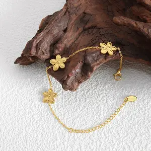 XIX ensembles de BIJOUX Dây chuyền chuỗi Vòng đeo tay hoa thiết kế 18K mạ vàng Choker thép không gỉ Bộ đồ trang sức thời trang