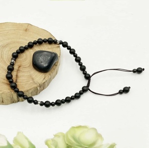 <span class=keywords><strong>Cavigliera</strong></span> in Shungite Naturale Russa Lucidata a Mano, Elegante, Versatile, Classica, Minimalista, Spirituale, Gioiello Ornamentale per Caviglia - Product Image 4