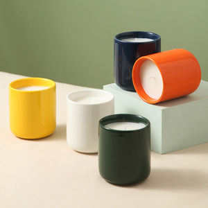 Portavelas de cera de soja con aroma de porcelana brillante de alta calidad, vela perfumada con logotipo personalizado en tarro de cerámica - Product Image 3