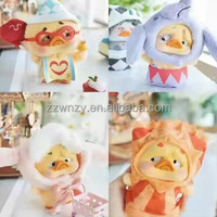 Authentique Officieel Vente en gros UPSETDUCK Crazy Circus Duck Macarons Blind Box Anime Figure Plush Figure Jouets pour filles