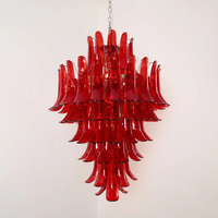 Lustre en verre soufflé rouge de style Murano, design pétale fait main, luminaire suspendu pour salle à manger, hall d'entrée et salon