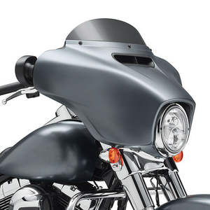 Carenado exterior de ala de murciélago HR3 90404001, compatible con Harley <span class=keywords><strong>CVO</strong></span> <span class=keywords><strong>Street</strong></span> <span class=keywords><strong>Glide</strong></span> <span class=keywords><strong>2018</strong></span>, Gunship, Touring, gris - Product Image 3
