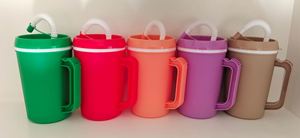 Nuevo Vaso Térmico de Doble Pared Mega PP de 22oz y 34oz con Asa, Logotipo Personalizado, Tapa de Plástico y Popote para Café de Viaje - Product Image 3