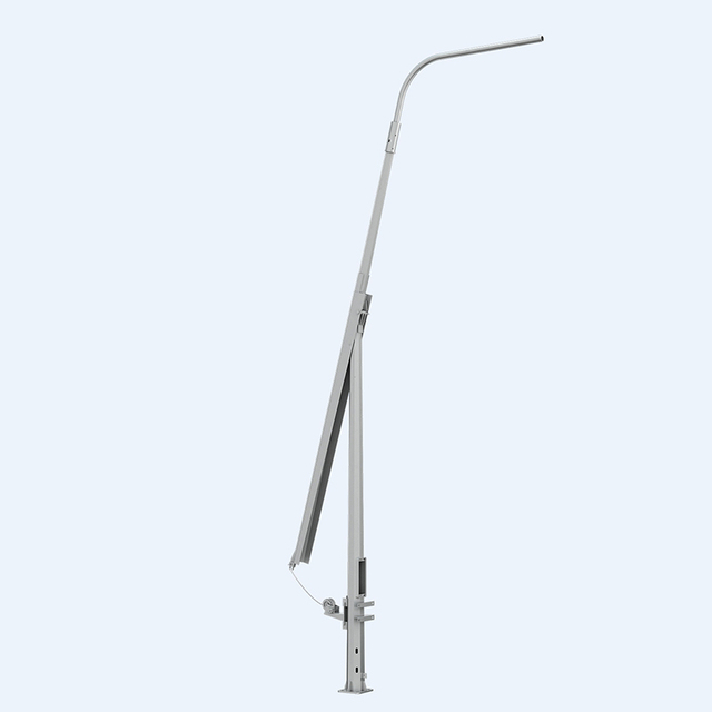 Factory Customized 6M-10M Hinged Folding Street Light Pole S235JR Galvanized Steel Octagonal Lamp Post for Road Projects