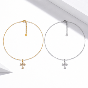 Collier pendentif croix orné en acier inoxydable avec zircone, plaqué or 18 carats sous vide, chaîne réglable, tons or et argent - Product Image 1