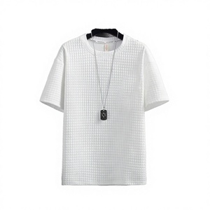 ชุดกีฬาผู้ชายสไตล์ลำลองแฟชั่นฤดูใบไม้ผลิ 2025 เสื้อยืดแขนห้าส่วน + กางเกงขาสั้นผ้าวาฟเฟิล ชุดสองชิ้นถักทอระบายอากาศได้ดี - Product Image 3