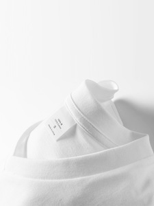 Camiseta de Hombre con Cuello en V, 100% Algodón, Corte Regular, Manga Corta, Color Sólido, Tejido de Punto, Diseño de Logotipo Personalizado - Product Image 5