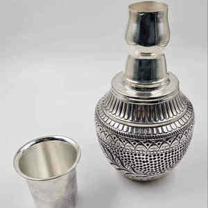 Kalash en argent pur 925, artisanal traditionnel indien, vase en argent pour la maison, le temple, les rituels religieux et les cadeaux de mariage - Product Image 1