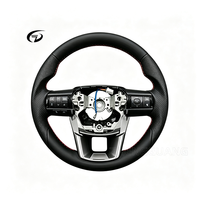 Volant en cuir avec surpiqûres rouges GR, compatible avec Hilux Fortuner LC79. Peut être personnalisé