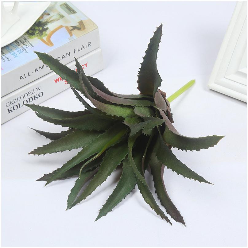 New pineapple leaf red 18x23cm 109.9g