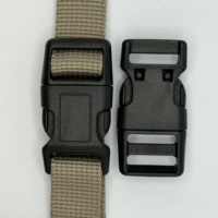 Collier pour chien et chat en plastique imperméable et résistant de 20 mm, avec boucle latérale réglable et incurvée