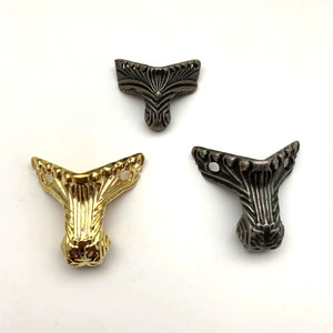 Antique Style <b>Corner</b> Hardware Zinc Alloy 30mm 37mm 25mm 36mm For Furniture Wooden Boxes Gift Boxes Durable - Product Image 3
