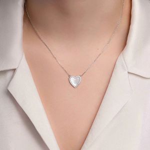 قلادة على شكل قلب مرصعة بالألماس، قلادة صدفية على شكل قلب، سلسلة عظم الترقوة من الصدف اللؤلؤي الأسود، قلادة من الفولاذ المقاوم للصدأ - Product Image 5