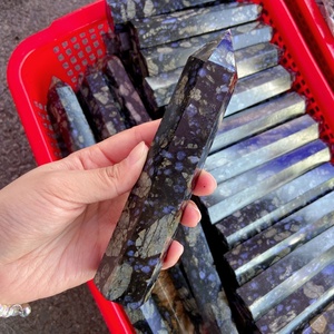 Tour de cristal de guérison en gros Que Sera, obélisque en <span class=keywords><strong>glaucophane</strong></span> bleu naturel pour la guérison énergétique, cadeau spirituel - Product Image 2