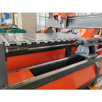 Routeur CNC 4 axes à double broche MT1325L pour le tournage et le fraisage du bois, système de contrôle DSP, broche 3KW, course de 1300x2500mm