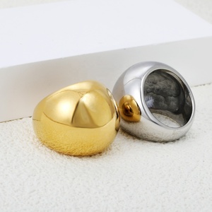 Nouvelles bagues plaquées or 18 carats, étanches, en acier inoxydable, bijoux géométriques brillants et lisses, grandes et imposantes, pour femmes - Product Image 3